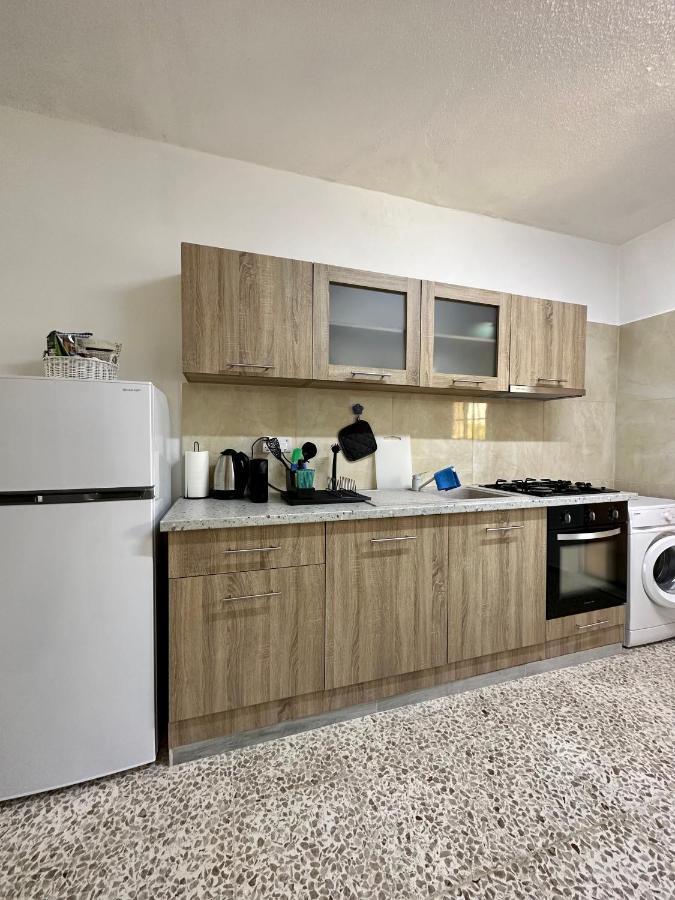 Arya Seaview Apartment In The Heart Of Coral Bay (Adults Only) Εξωτερικό φωτογραφία